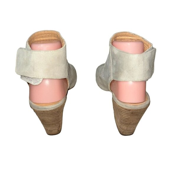 Adam Tucker Women's Size 7 Rowan Suede Heeled Booties Lasercut Open Toe Beige - Picture 4 of 7